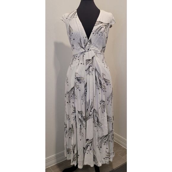 Free People Retro Boho Midi Dress Surplice V-Neck Size 4 Deep V Bohemian EUC - Picture 3 of 15